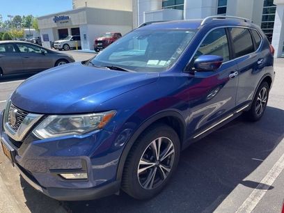 Used 2018 Nissan Rogue SL