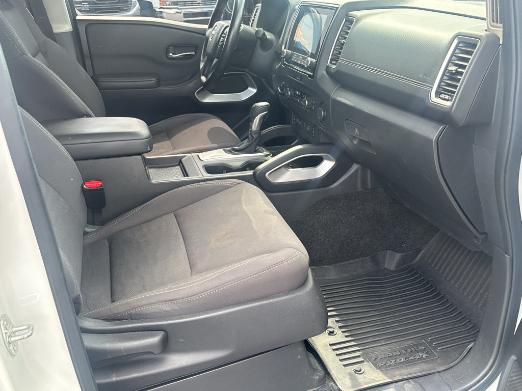 Used 2023 Nissan Frontier SV w/ SV Convenience Package AWD/4WD image 16