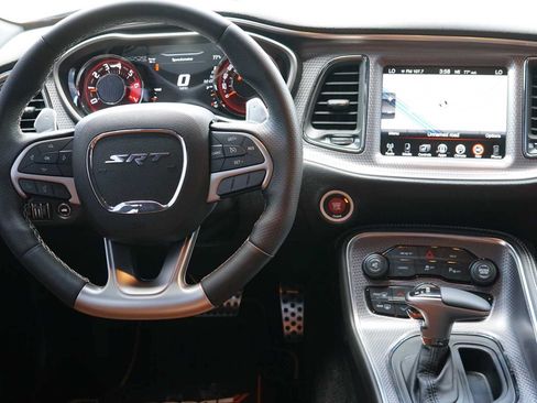 Used 2016 Dodge Challenger SRT Hellcat RWD image 20