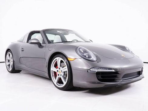 Used 2016 Porsche 911 Targa 4S AWD/4WD image 18
