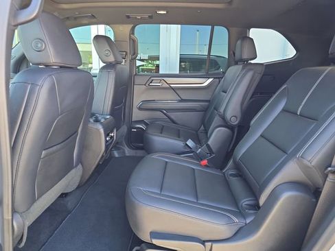 New 2026 GMC Acadia Elevation w/ Black Edition FWD image 15