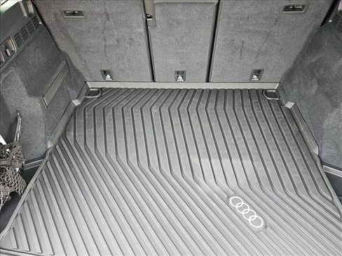 Certified 2025 Audi Q5 Premium w/ Convenience Package AWD/4WD image 6