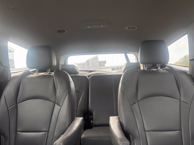Used 2019 Buick Enclave Premium AWD/4WD image 12