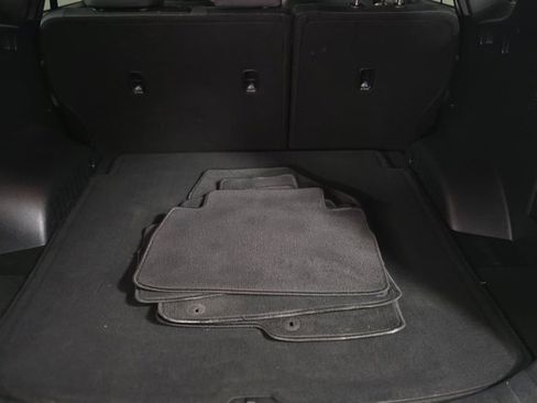 Used 2020 Hyundai Santa Fe SE image 25