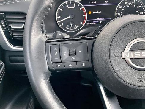 Certified 2023 Nissan Rogue SL w/ SL Premium Package image 22