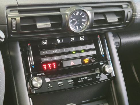 Certified 2023 Lexus IS 350 F Sport image 25