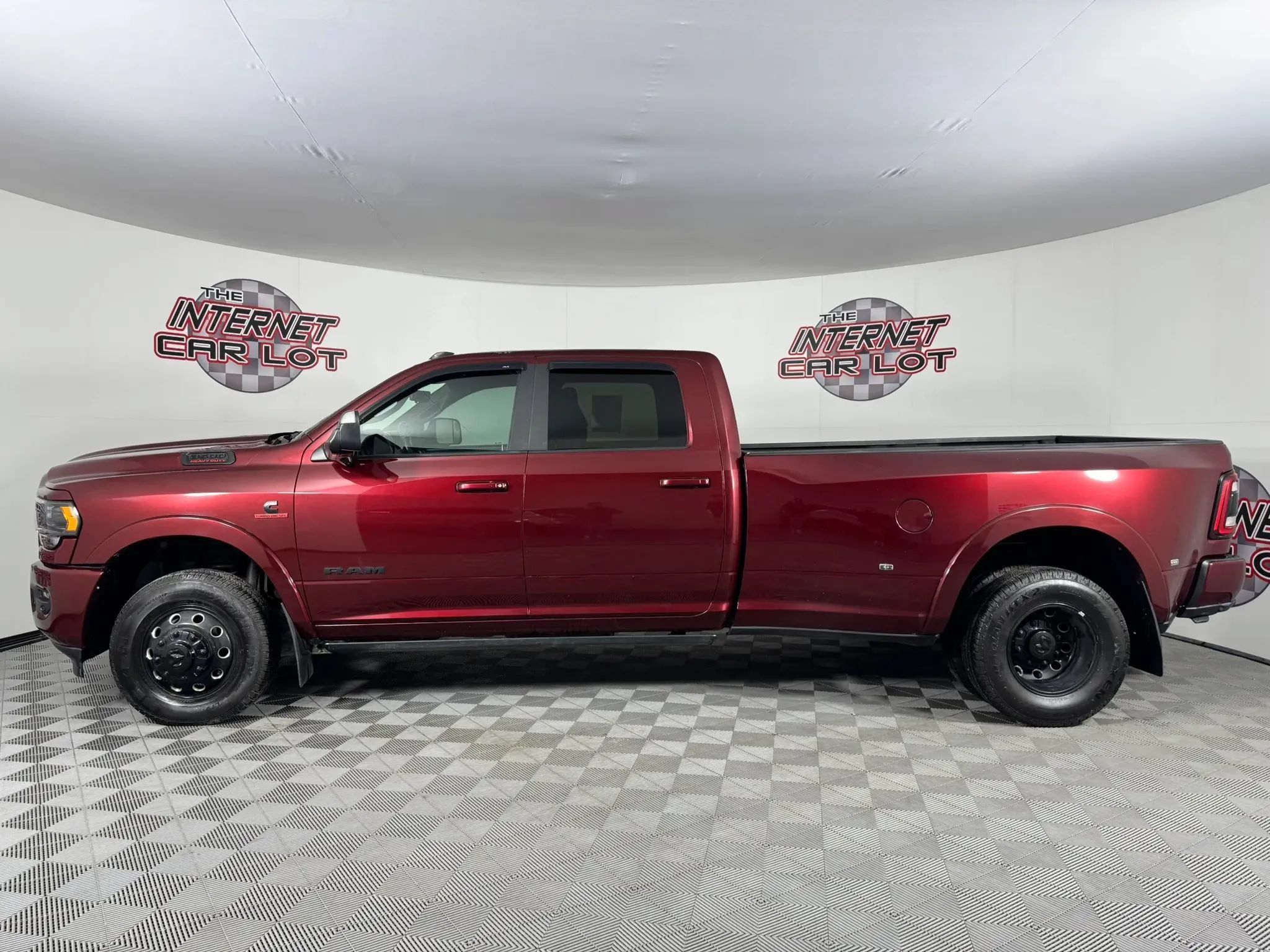 Used 2021 RAM 3500 Limited w/ Max Tow Package AWD/4WD image 4
