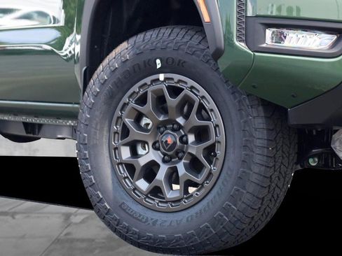 New 2026 Nissan Frontier PRO-4X w/ Pro Premium Package AWD/4WD image 3