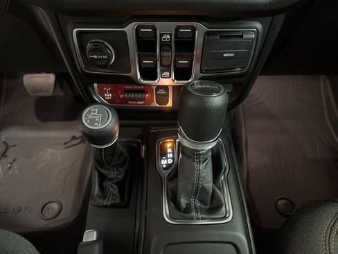 New 2026 Jeep Gladiator Willys image 29