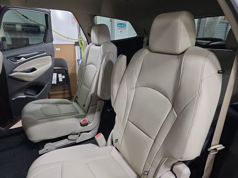 Used 2020 Buick Enclave Essence w/ Sound and Sites Package image 16