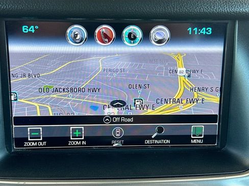 Used 2018 Chevrolet Suburban Premier image 14