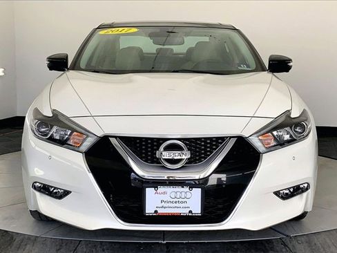 Used 2017 Nissan Maxima Platinum w/ Medallion Package image 3