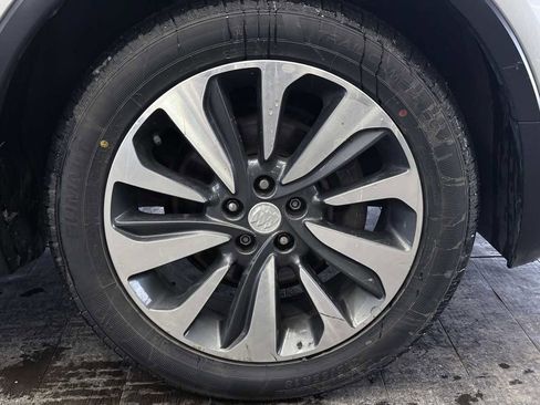 Used 2019 Buick Encore Essence image 42