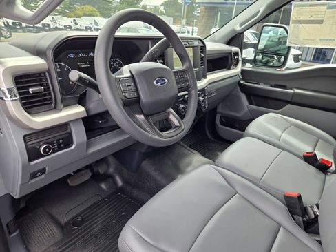 New 2024 Ford F350 XL w/ XL Chrome Package RWD image 28