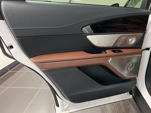 New 2026 Lincoln Nautilus Reserve image 39