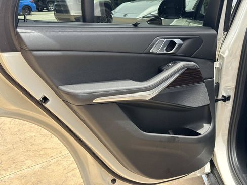 Used 2020 BMW X5 xDrive40i w/ Executive Package AWD/4WD image 25