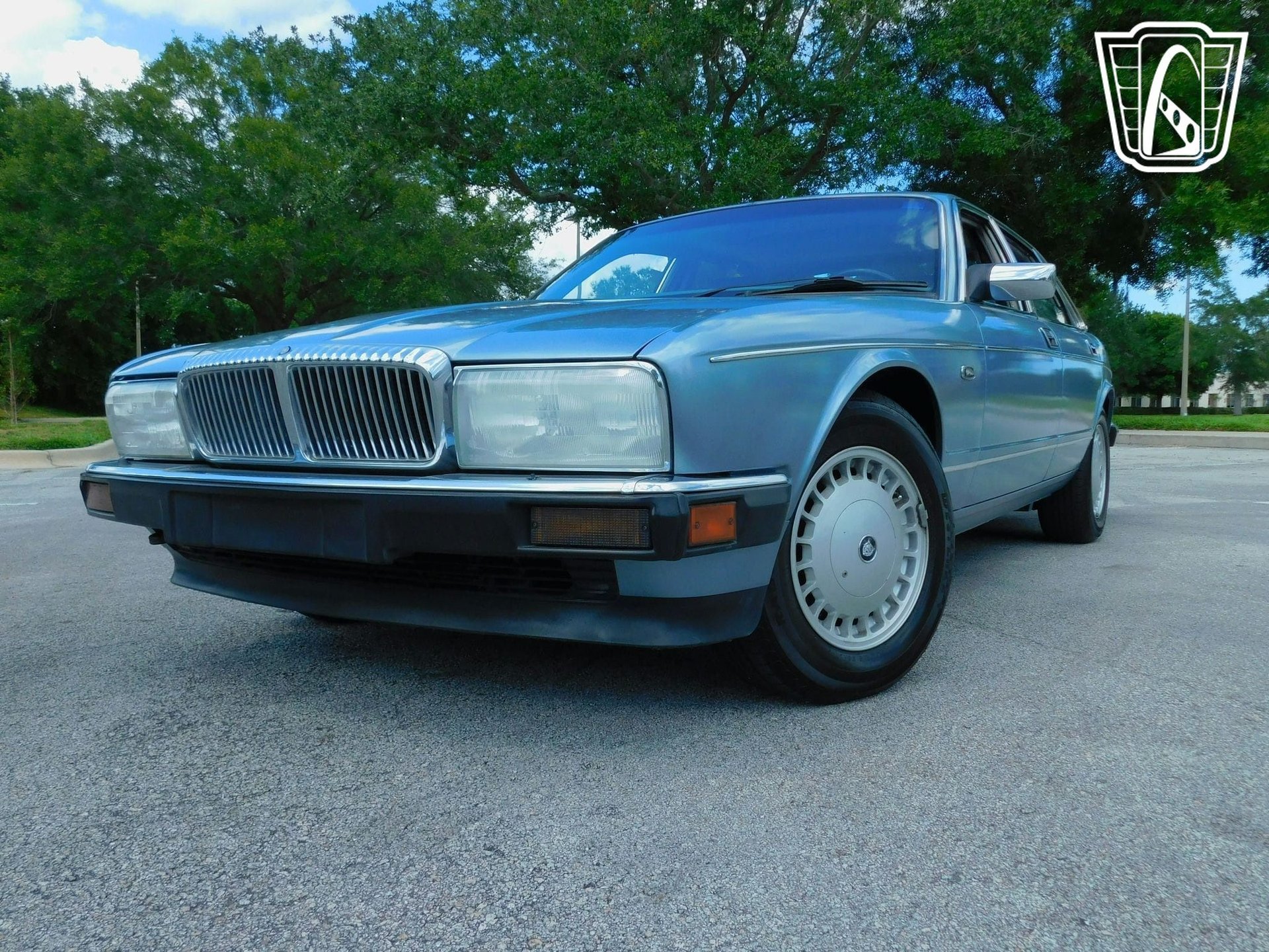 Used 1991 Jaguar XJ Vanden Plas RWD image 23