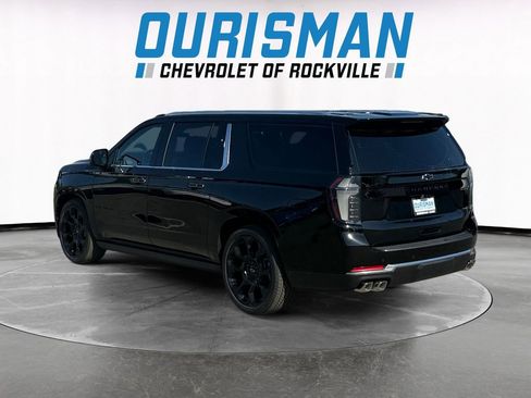 New 2026 Chevrolet Suburban High Country AWD/4WD image 4