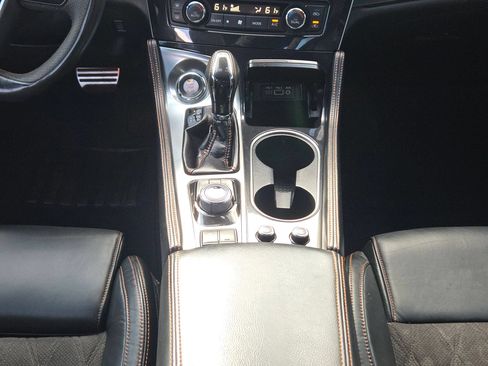 Used 2021 Nissan Maxima SR w/ Sport Mat Group FWD image 19