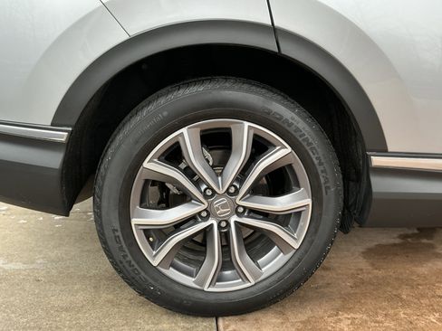 Used 2020 Honda CR-V Touring image 29