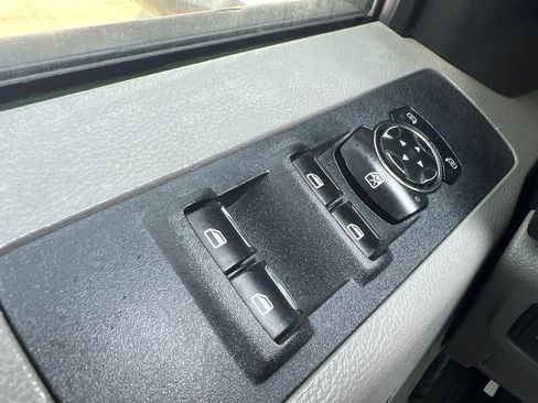 Used 2017 Ford F350 XL w/ Power Equipment Group AWD/4WD image 22