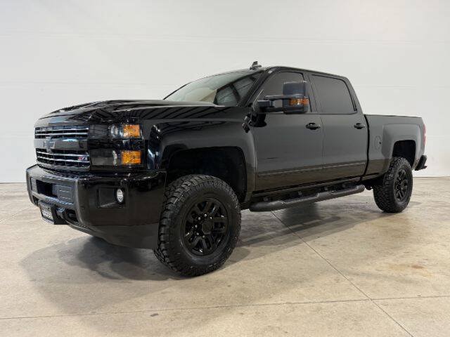 Used 2018 Chevrolet Silverado 2500 LT w/ Midnight Edition AWD/4WD image 1