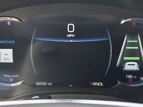 Used 2019 Cadillac Escalade Luxury w/ Escalade Sport Edition AWD/4WD image 20