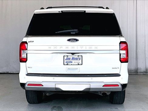 Used 2022 Ford Expedition Max XLT AWD/4WD image 3