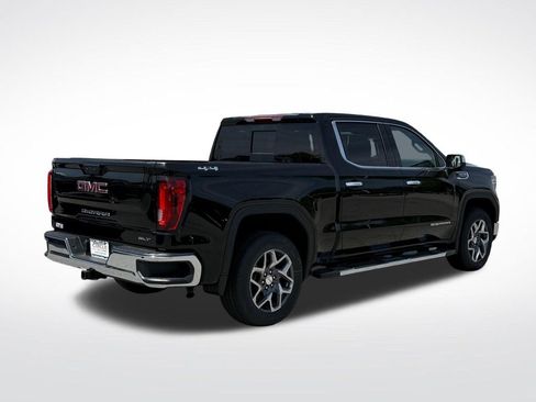 New 2026 GMC Sierra 1500 SLT w/ SLT Premium Package AWD/4WD image 9