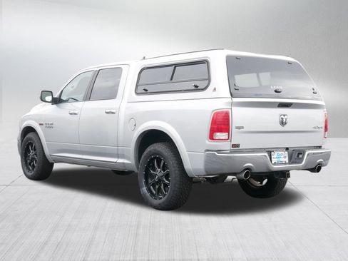 Used 2017 RAM 1500 Laramie image 5