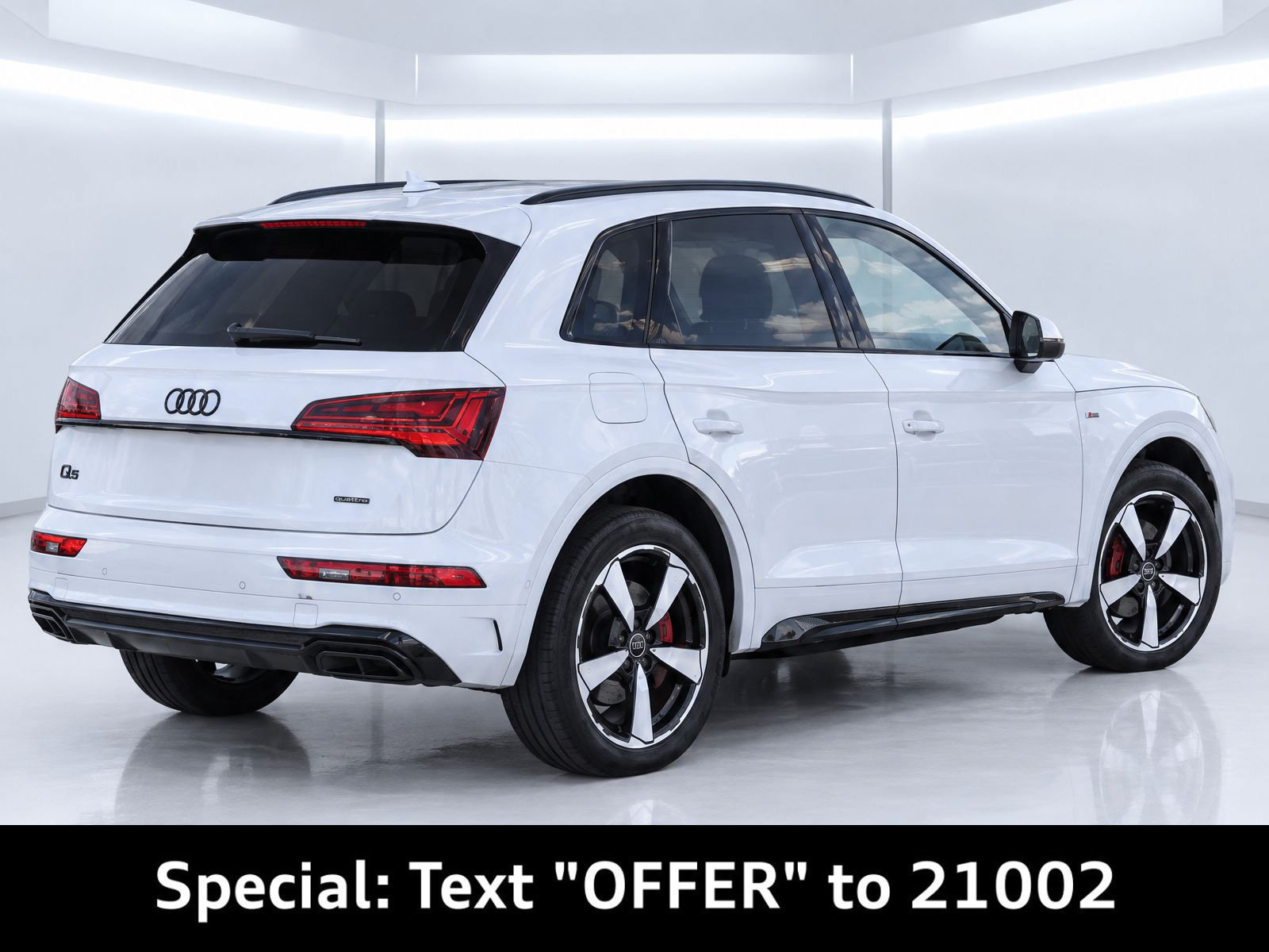 Certified 2024 Audi Q5 2.0T Prestige w/ Prestige Package AWD/4WD image 4