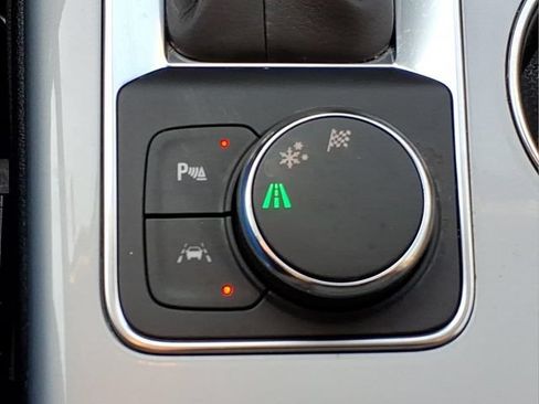 Used 2024 Chevrolet Blazer LT w/ Convenience Package FWD image 22