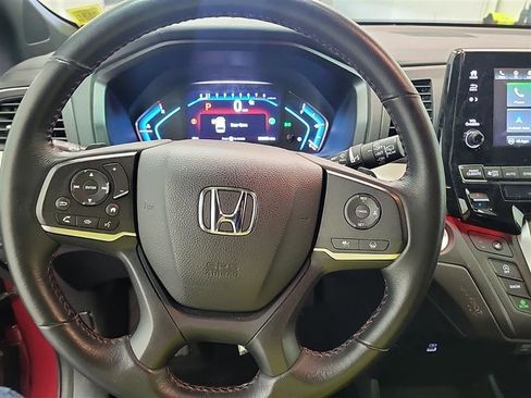 Used 2023 Honda Odyssey Sport image 6