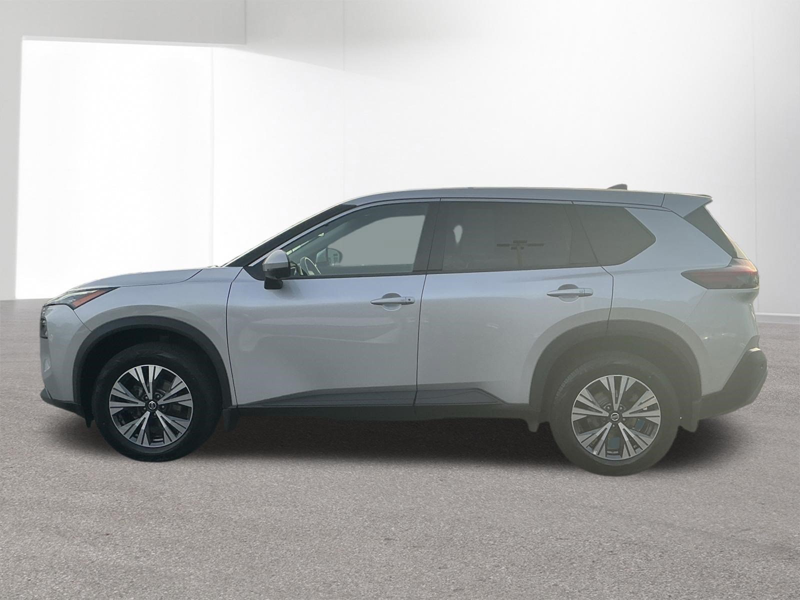 Used 2021 Nissan Rogue SV AWD/4WD image 3