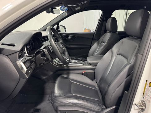 Used 2021 Audi Q7 2.0T Premium Plus w/ Premium Plus Package image 4