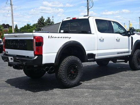 New 2026 Ford F250 Lariat w/ Black Appearance Package AWD/4WD image 5