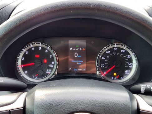 Used 2022 Toyota Highlander L image 15