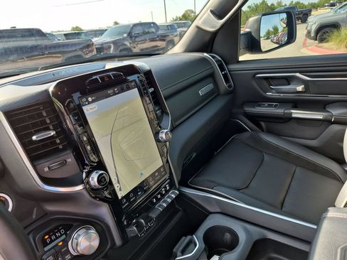Used 2023 RAM 1500 Laramie AWD/4WD image 28