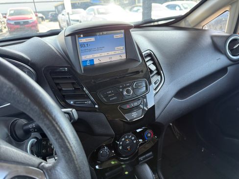 Used 2019 Ford Fiesta ST-Line image 16