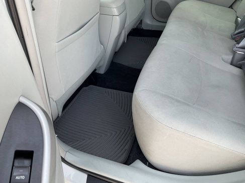 Used 2015 Toyota Prius Three FWD image 32