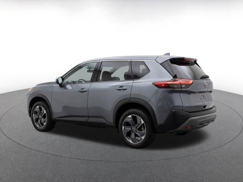 Used 2025 Nissan Rogue SV FWD image 7