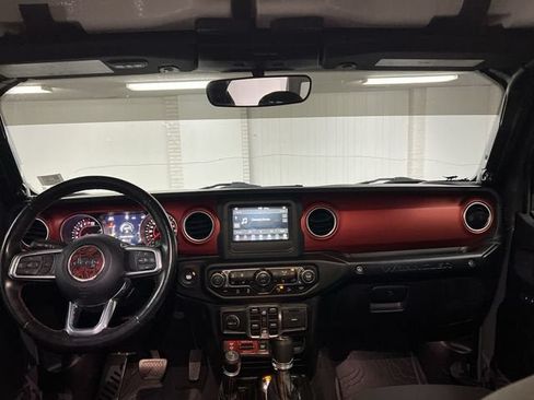 Used 2020 Jeep Wrangler Unlimited Rubicon w/ LED Lighting Group AWD/4WD image 19