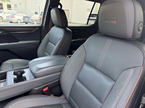 Used 2024 GMC Acadia AT4 w/ Super Cruise Package image 22