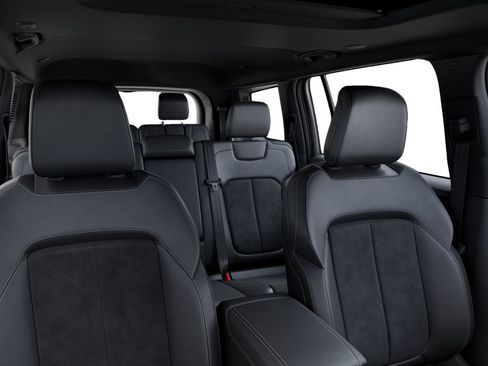 New 2026 Jeep Grand Cherokee L 4WD image 26