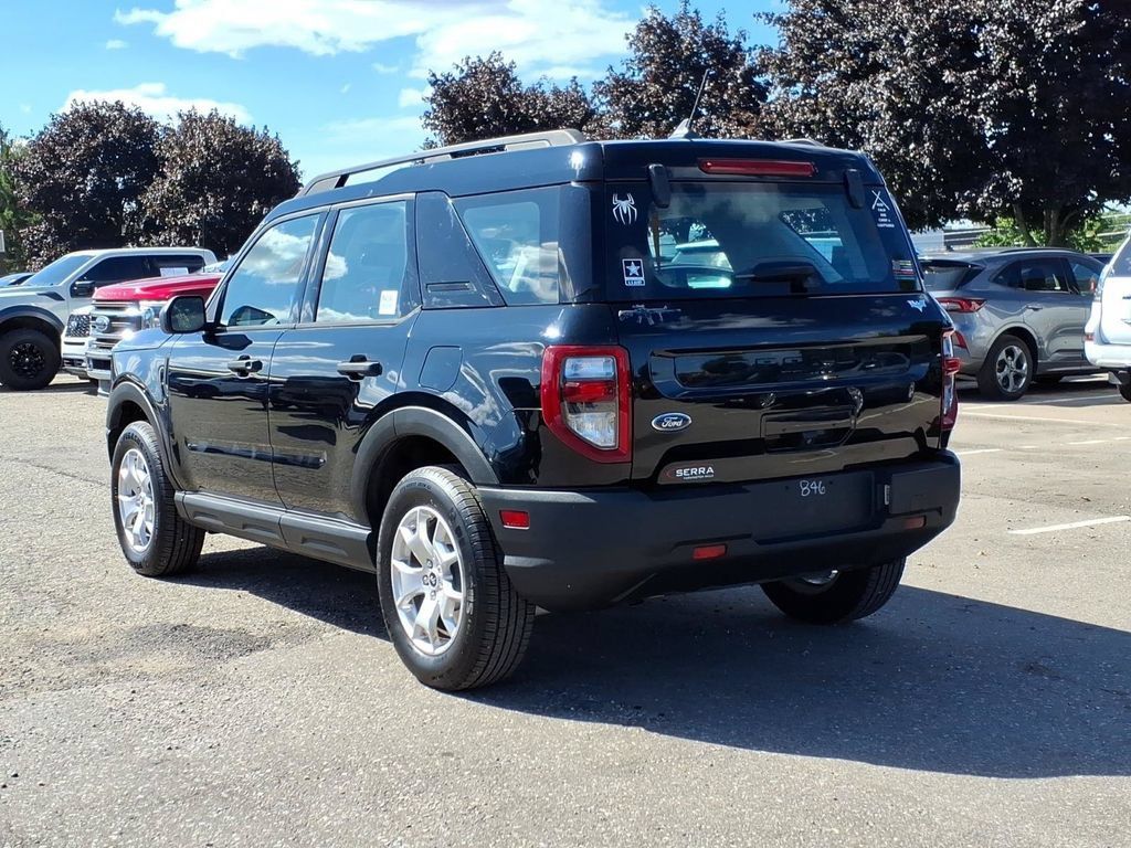 Used 2021 Ford Bronco Sport AWD/4WD image 3