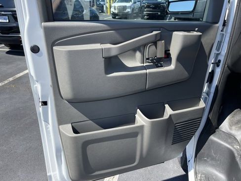 New 2025 Chevrolet Express 2500 Work Van w/ Driver Convenience Package image 16