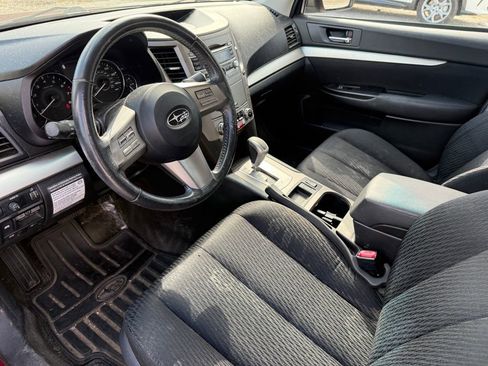 Used 2011 Subaru Legacy 2.5i Premium AWD/4WD image 8