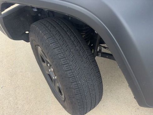 Used 2025 Jeep Wrangler Sport image 3