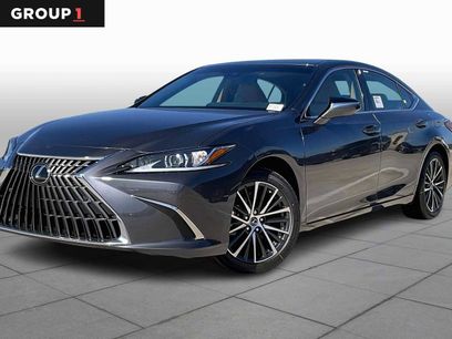 New 2025 Lexus ES 350 w/ Premium Package