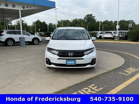 Certified 2026 Honda Odyssey Touring image 8